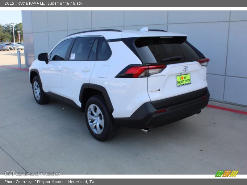 Super White / Black 2019 Toyota RAV4 LE