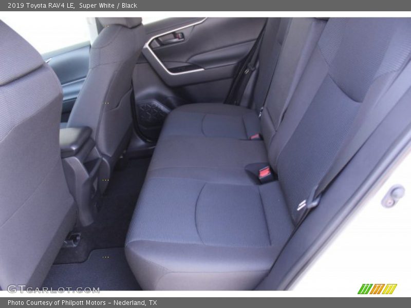 Super White / Black 2019 Toyota RAV4 LE