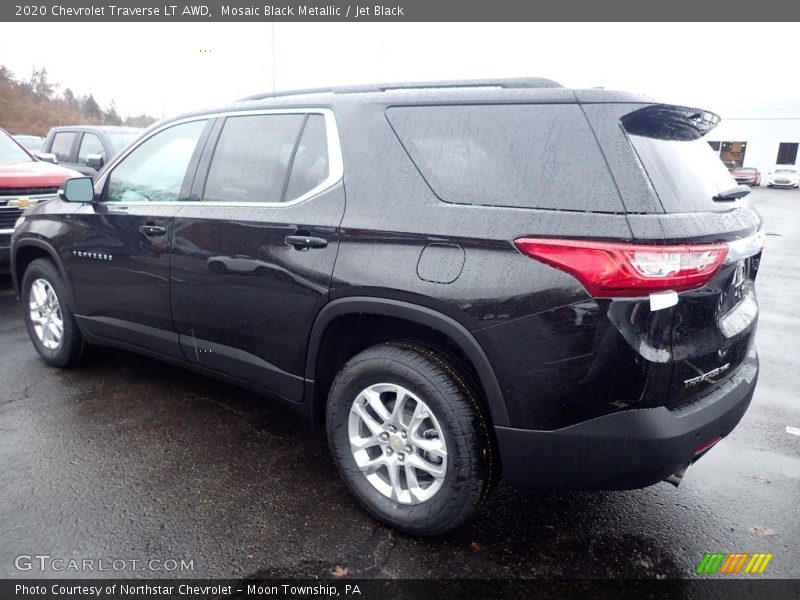 Mosaic Black Metallic / Jet Black 2020 Chevrolet Traverse LT AWD