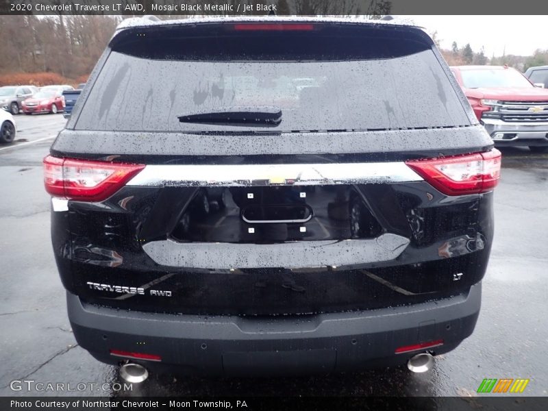 Mosaic Black Metallic / Jet Black 2020 Chevrolet Traverse LT AWD