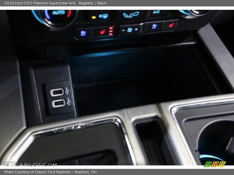 Magnetic / Black 2019 Ford F150 Platinum SuperCrew 4x4