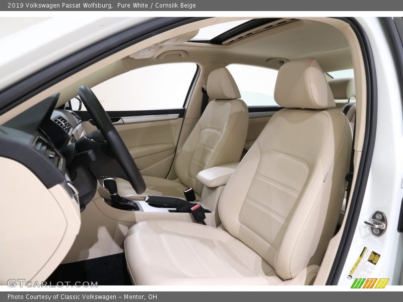 Front Seat of 2019 Passat Wolfsburg