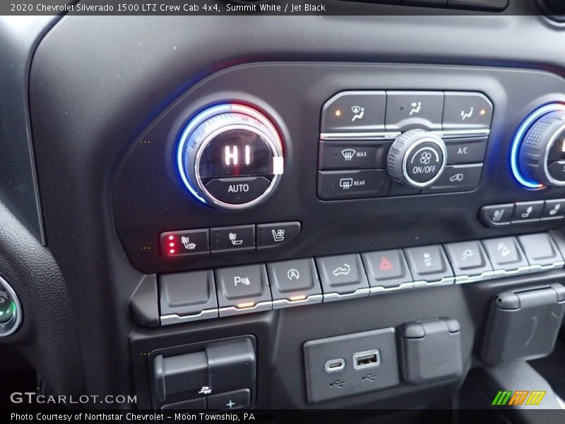 Controls of 2020 Silverado 1500 LTZ Crew Cab 4x4