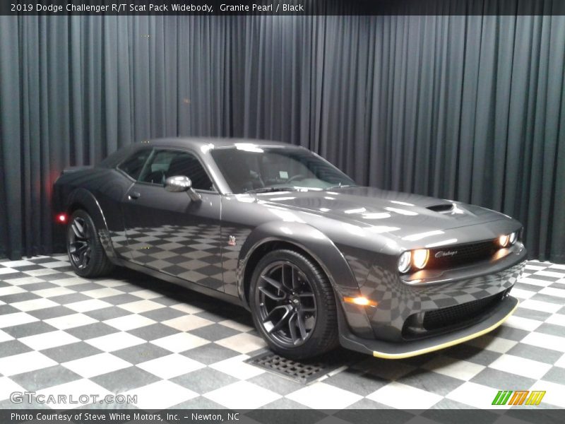 Granite Pearl / Black 2019 Dodge Challenger R/T Scat Pack Widebody