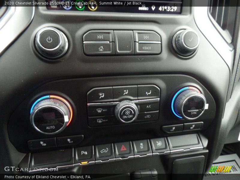 Summit White / Jet Black 2020 Chevrolet Silverado 2500HD LT Crew Cab 4x4