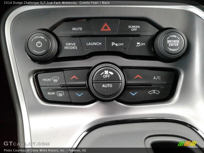 Granite Pearl / Black 2019 Dodge Challenger R/T Scat Pack Widebody