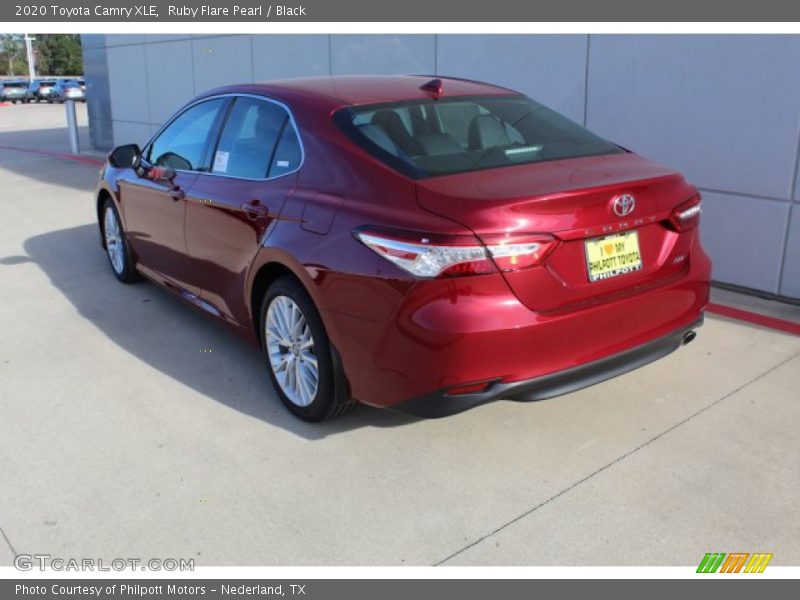 Ruby Flare Pearl / Black 2020 Toyota Camry XLE