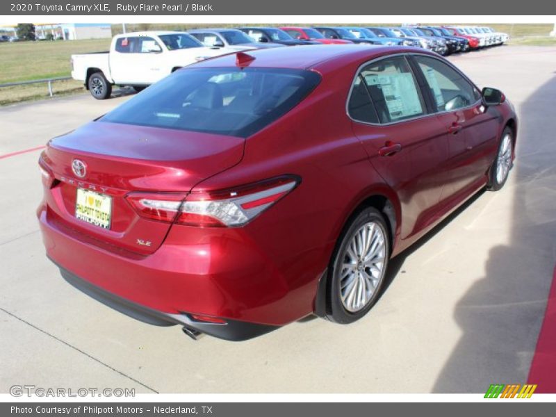 Ruby Flare Pearl / Black 2020 Toyota Camry XLE