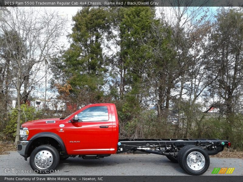  2019 5500 Tradesman Regular Cab 4x4 Chassis Flame Red