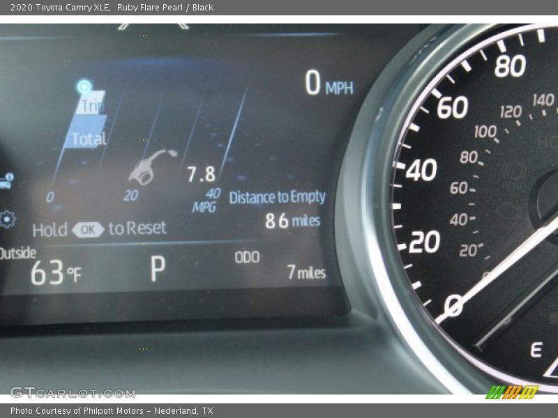 Ruby Flare Pearl / Black 2020 Toyota Camry XLE