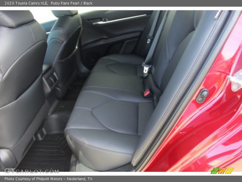 Ruby Flare Pearl / Black 2020 Toyota Camry XLE
