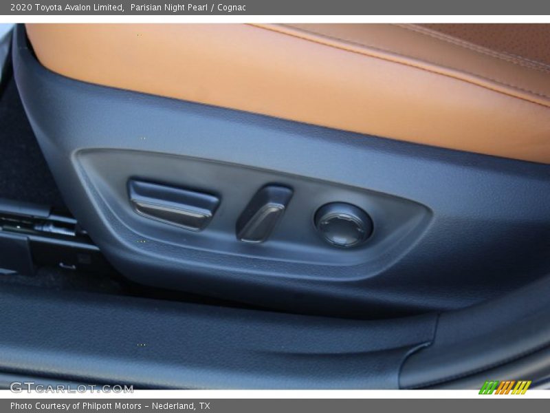 Parisian Night Pearl / Cognac 2020 Toyota Avalon Limited