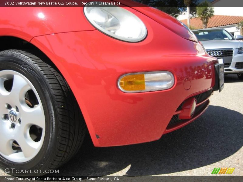 Red Uni / Cream Beige 2002 Volkswagen New Beetle GLS Coupe