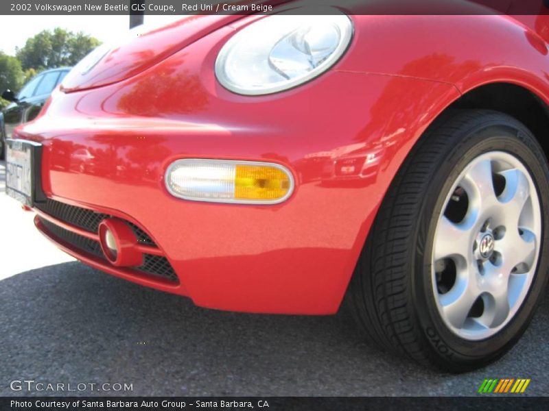 Red Uni / Cream Beige 2002 Volkswagen New Beetle GLS Coupe