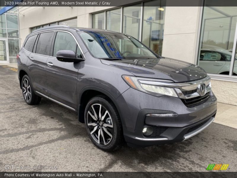 Front 3/4 View of 2020 Pilot Touring AWD