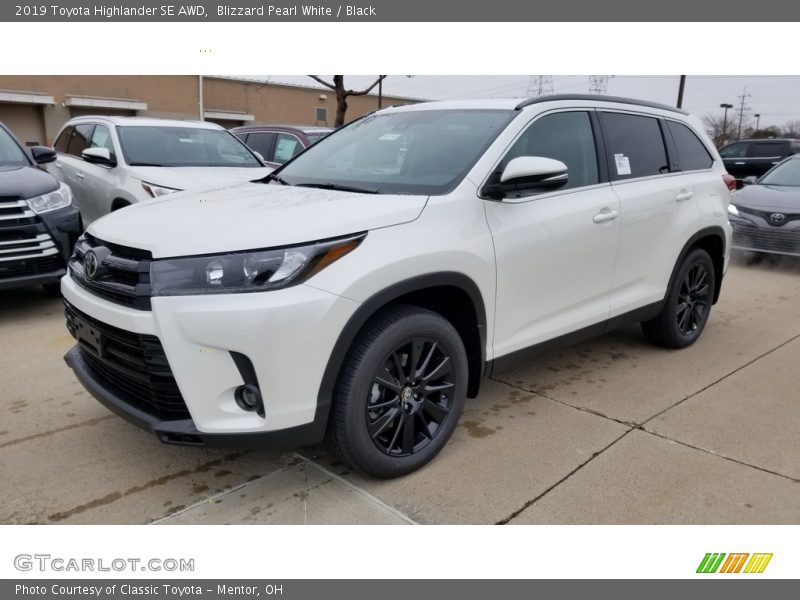 Blizzard Pearl White / Black 2019 Toyota Highlander SE AWD