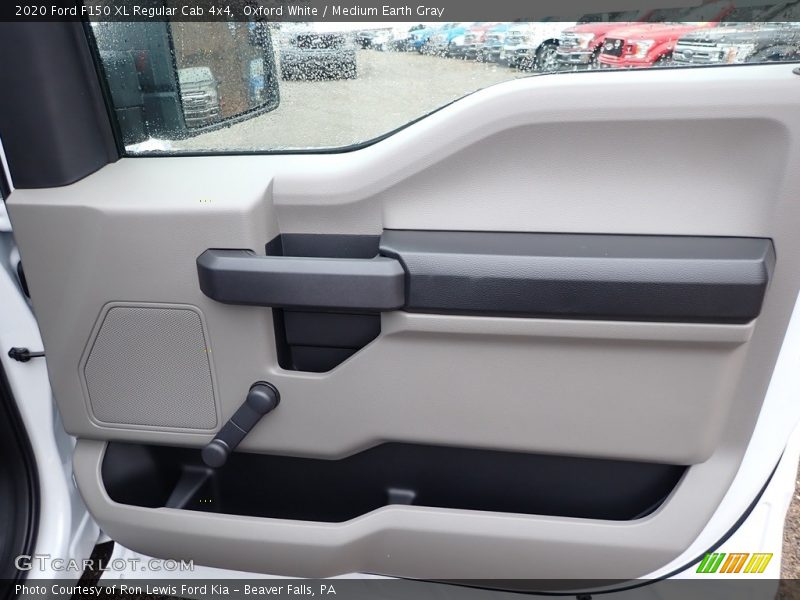 Oxford White / Medium Earth Gray 2020 Ford F150 XL Regular Cab 4x4