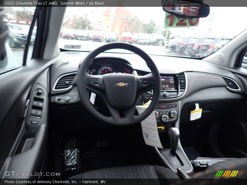 Summit White / Jet Black 2020 Chevrolet Trax LT AWD