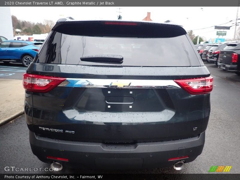 Graphite Metallic / Jet Black 2020 Chevrolet Traverse LT AWD