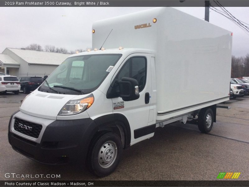 Bright White / Black 2019 Ram ProMaster 3500 Cutaway