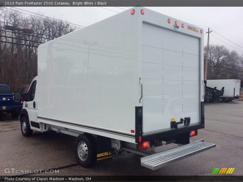 Bright White / Black 2019 Ram ProMaster 3500 Cutaway