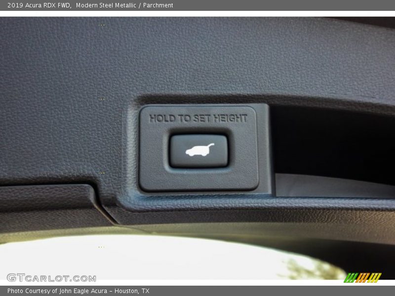 Modern Steel Metallic / Parchment 2019 Acura RDX FWD