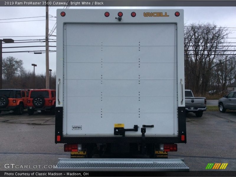 Bright White / Black 2019 Ram ProMaster 3500 Cutaway