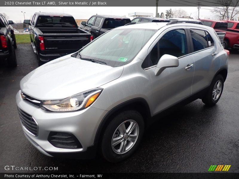 Silver Ice Metallic / Jet Black 2020 Chevrolet Trax LT AWD