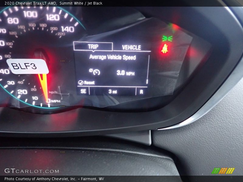 Summit White / Jet Black 2020 Chevrolet Trax LT AWD