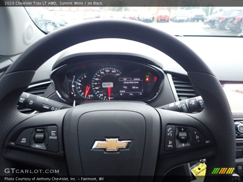 Summit White / Jet Black 2020 Chevrolet Trax LT AWD