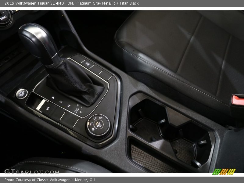  2019 Tiguan SE 4MOTION 8 Speed Automatic Shifter