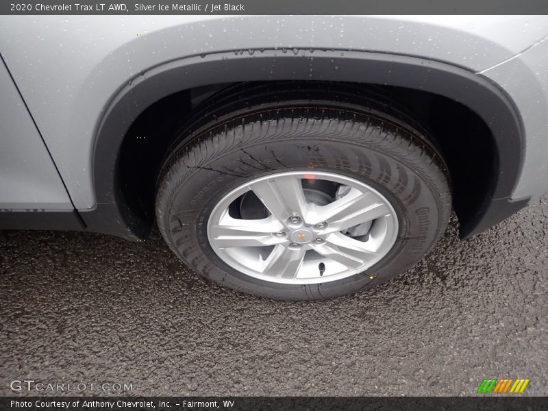 Silver Ice Metallic / Jet Black 2020 Chevrolet Trax LT AWD