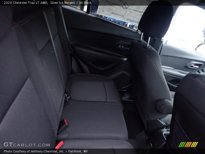 Silver Ice Metallic / Jet Black 2020 Chevrolet Trax LT AWD