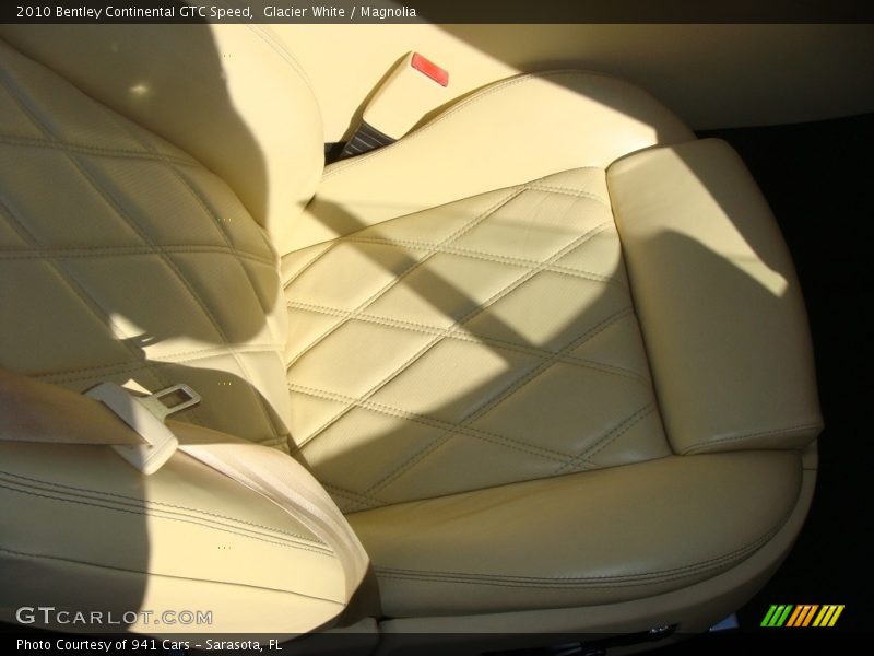 Front Seat of 2010 Continental GTC Speed