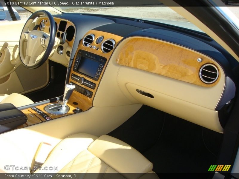 Dashboard of 2010 Continental GTC Speed
