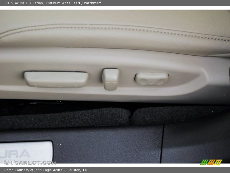 Platinum White Pearl / Parchment 2019 Acura TLX Sedan