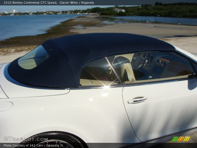 Glacier White / Magnolia 2010 Bentley Continental GTC Speed