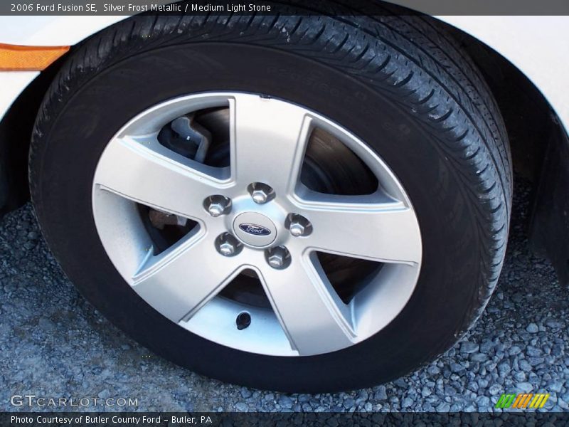 Silver Frost Metallic / Medium Light Stone 2006 Ford Fusion SE