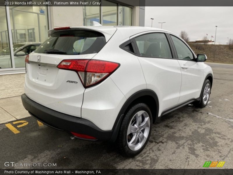 Platinum White Pearl / Gray 2019 Honda HR-V LX AWD