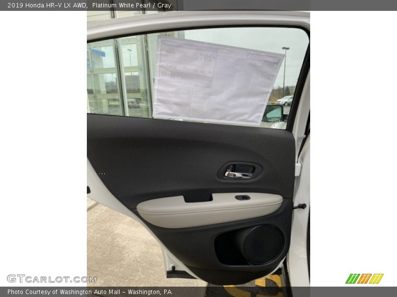 Platinum White Pearl / Gray 2019 Honda HR-V LX AWD