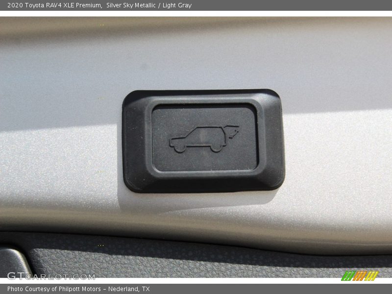 Silver Sky Metallic / Light Gray 2020 Toyota RAV4 XLE Premium