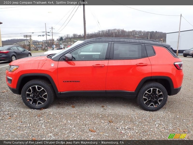  2020 Compass Trailhawk 4x4 Spitfire Orange
