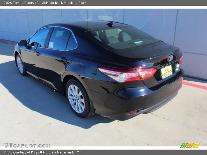 Midnight Black Metallic / Black 2020 Toyota Camry LE