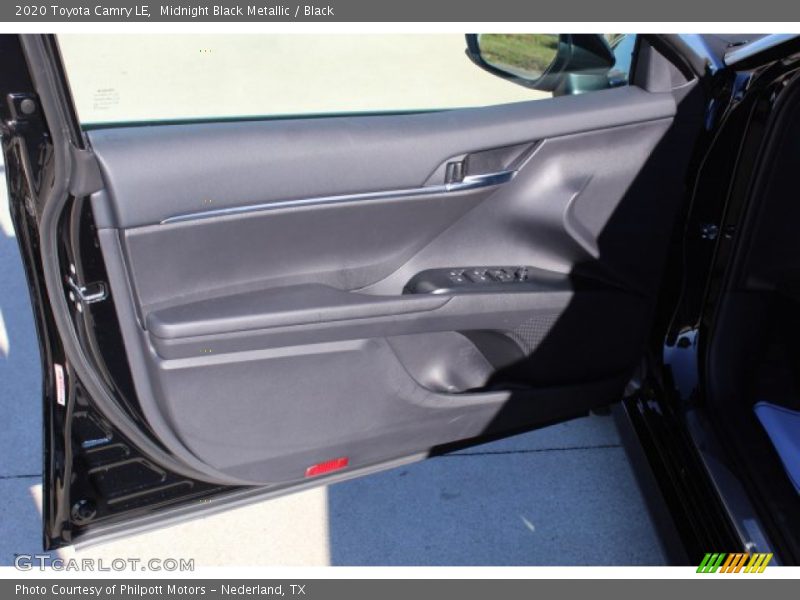 Midnight Black Metallic / Black 2020 Toyota Camry LE