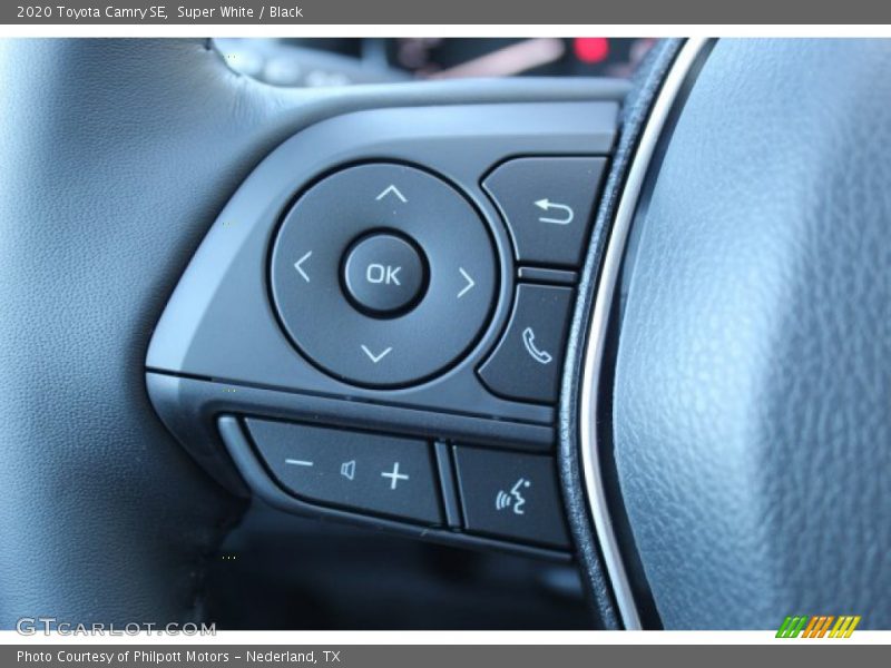 Super White / Black 2020 Toyota Camry SE
