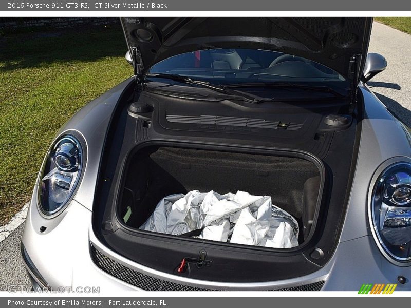  2016 911 GT3 RS Trunk