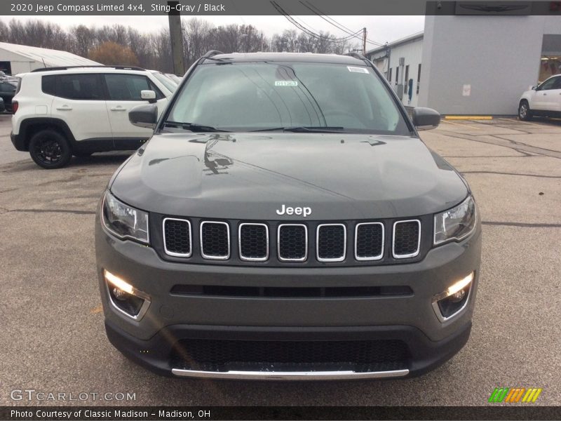 Sting-Gray / Black 2020 Jeep Compass Limted 4x4