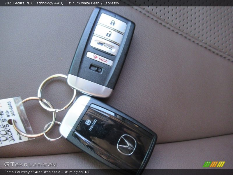 Platinum White Pearl / Espresso 2020 Acura RDX Technology AWD