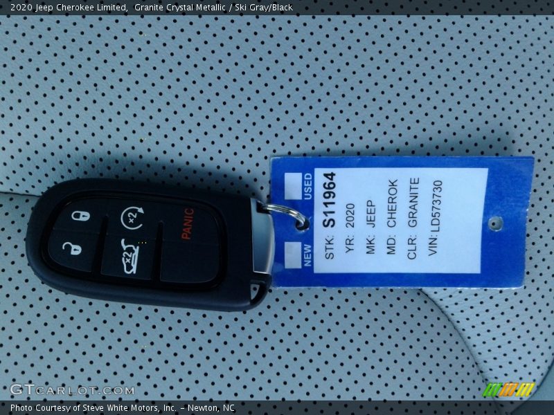 Granite Crystal Metallic / Ski Gray/Black 2020 Jeep Cherokee Limited