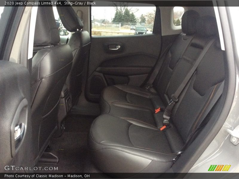 Sting-Gray / Black 2020 Jeep Compass Limted 4x4